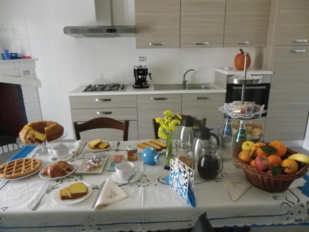 B&B And Home Restaurant La Casa Del Pescatore ซานต์อันนาอาเรซี ภายนอก รูปภาพ